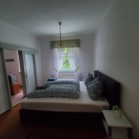 Ferienwohnung Am Rosengarten Löbau المظهر الخارجي الصورة
